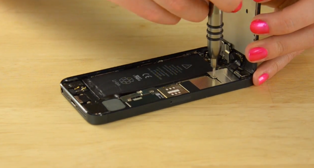 how-to-replace-or-change-or-open-iphone-6-battery