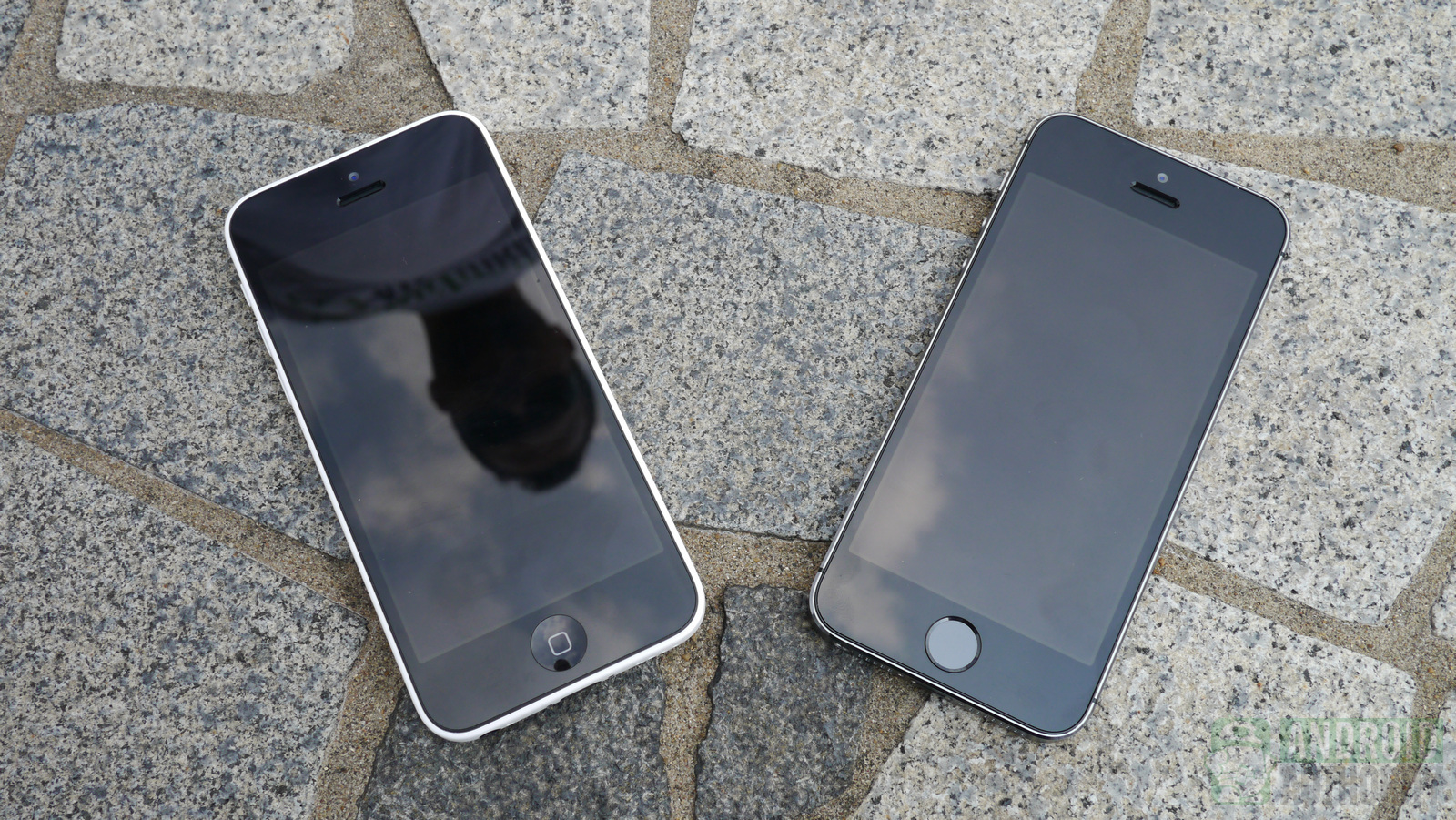 iPhone 5c and iPhone 5s drop test
